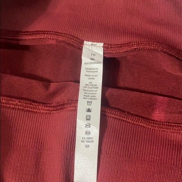 Ebb to Street Tight Wash Lululemon Leggings size 10 red & pink seamless - Picture 11 of 11